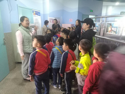 青岛市图书馆小贝壳未成年人课堂  迎来金钥匙幼儿园参观活动回顾