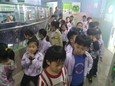 青岛市图书馆小贝壳未成年人课堂  迎来市南区实验幼儿园参观活动回顾