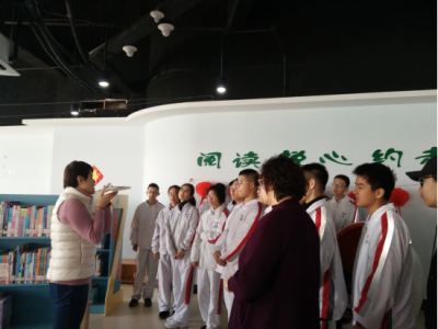 少儿馆小贝壳未成年人课堂超银中学参观实践活动回顾