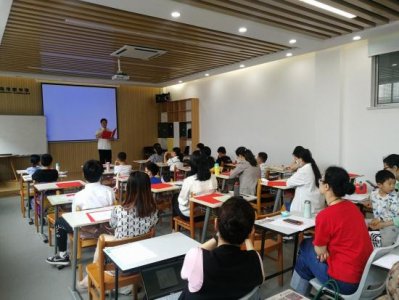 “激情学外语 快乐求发展”公益外语沙龙活动 Happy English Reading Corner “龙的传人”端午节亲子共读 活动回顾
