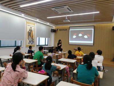 ＂激情学外语 快乐求发展＂公益外语沙龙活动 Happy English Reading Corner 教你数字玩转地道英语 活动回顾